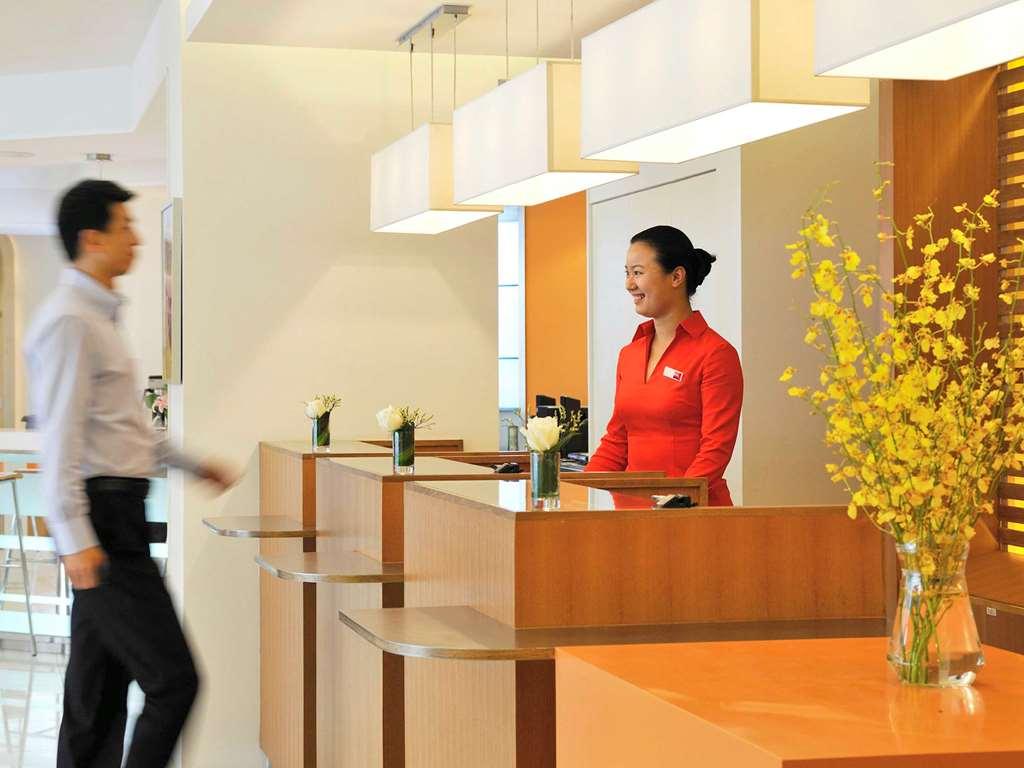 Ibis Rambouillet Hotel Exterior photo