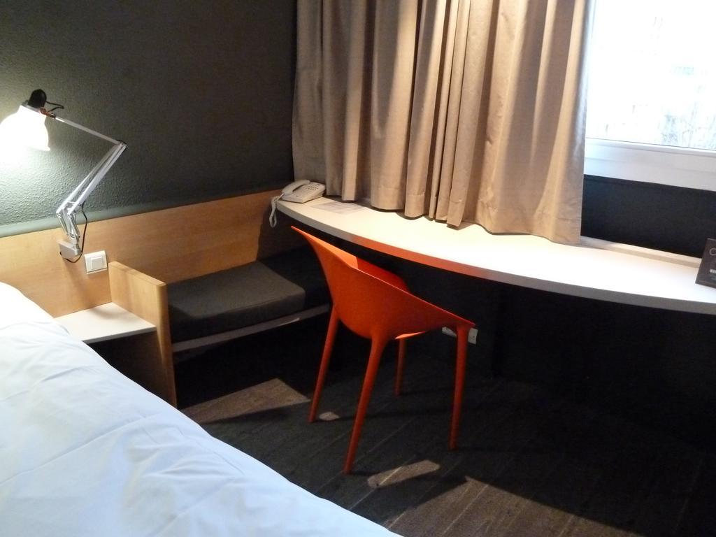 Ibis Rambouillet Hotel Exterior photo