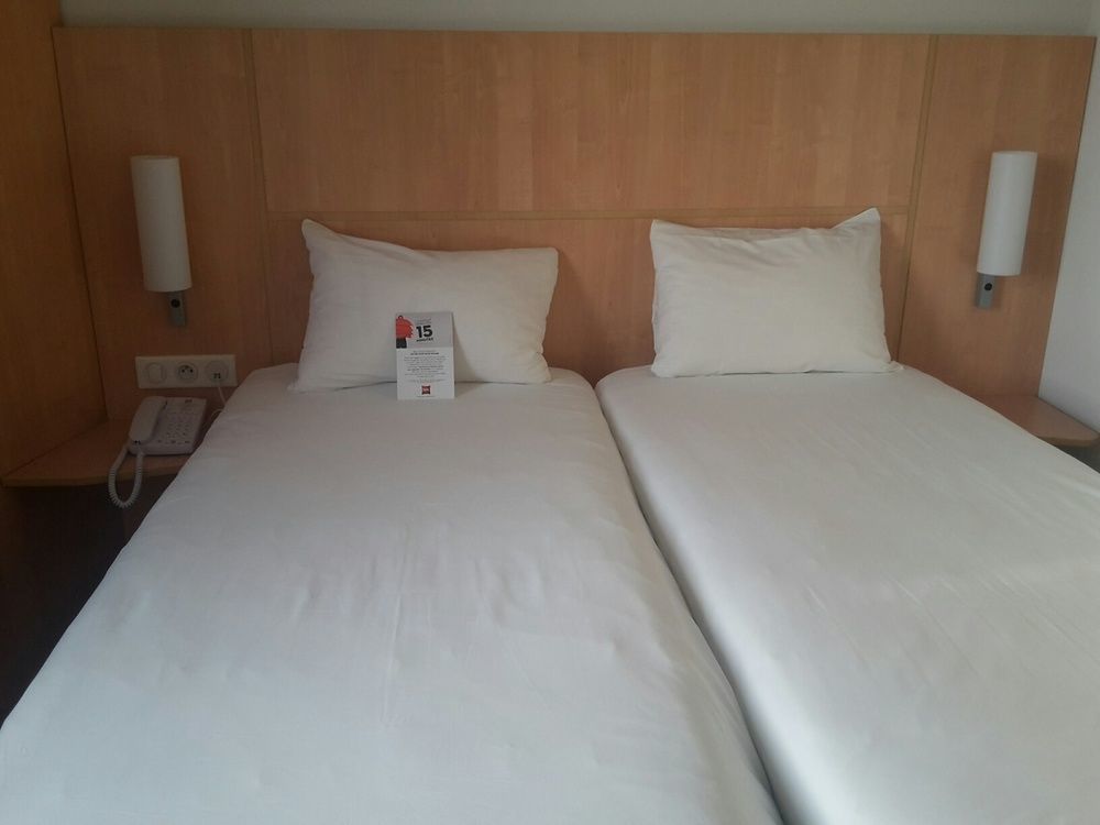 Ibis Rambouillet Hotel Exterior photo